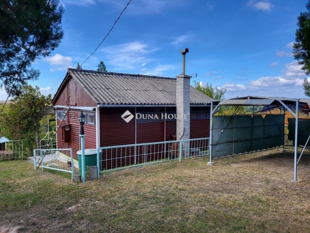 Adonyi 32 nm-es h�z elad�