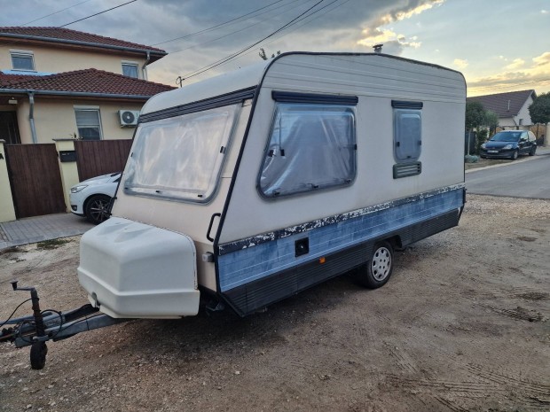 Adria 400 magyar papiros vizsgaztathato elosatras lakokocsi