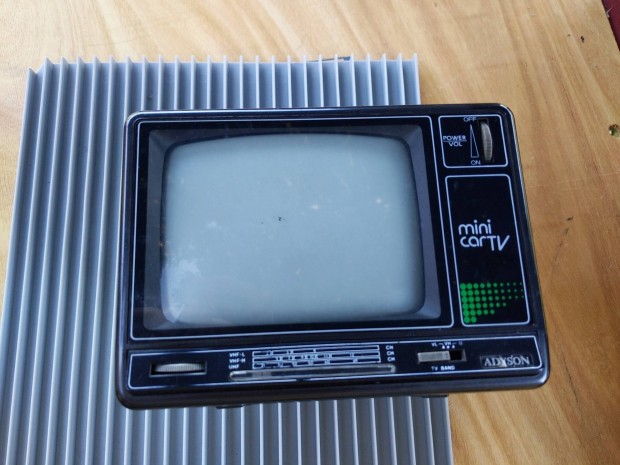 Adyson mini car tv vintage 1989