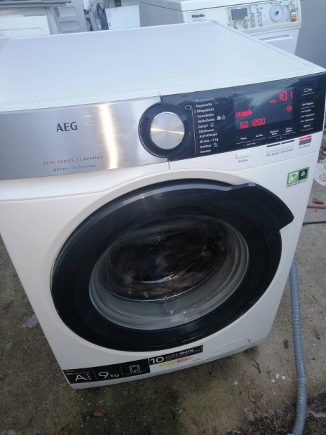 Aeg 8000 series 9kg mosgp 