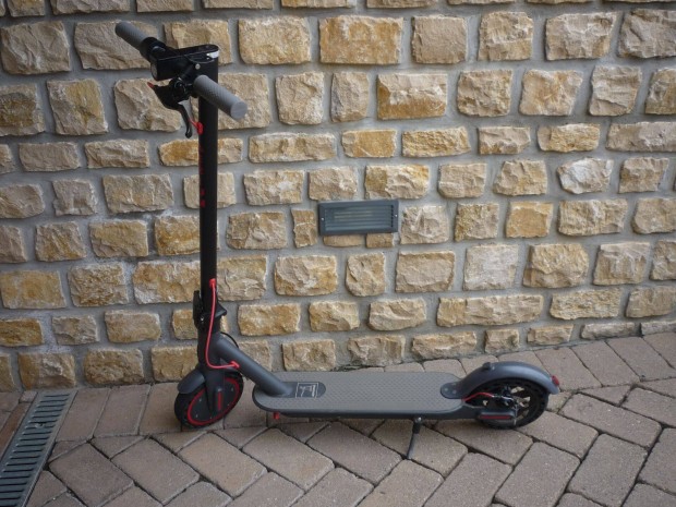 Aerium Aovo 350w elektromos roller elad