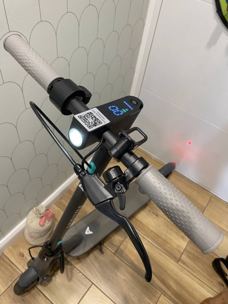 Aerium T350 elektromos roller