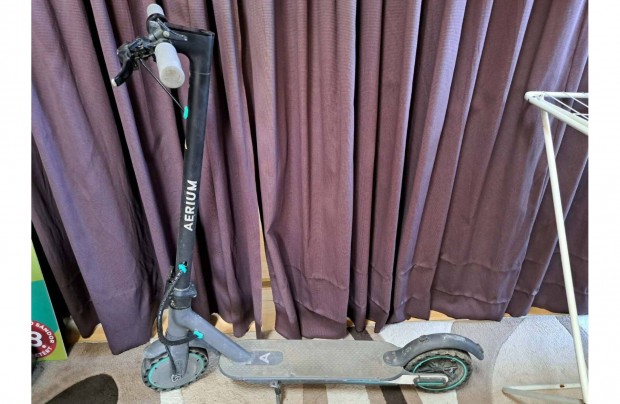 Aerium elektromos roller haszn�lt, alkatr�sznek fel�j�t�sra elad�