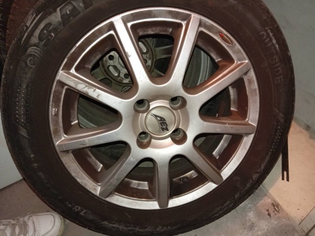 Aez Alufelni 15" nyarigumival elad� 