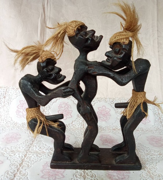 Afrikai fa trzsi figurk erotikus jelenet 