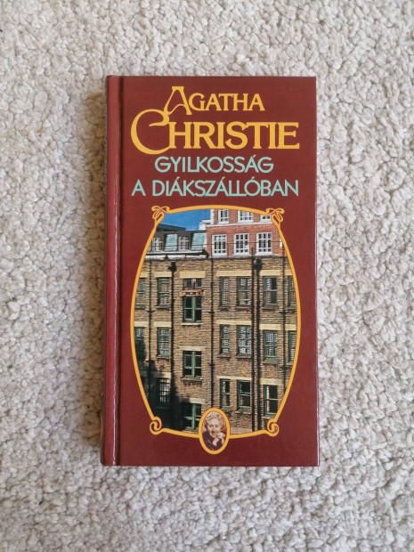 Agatha Christie: Gyilkossg a dikszllban
