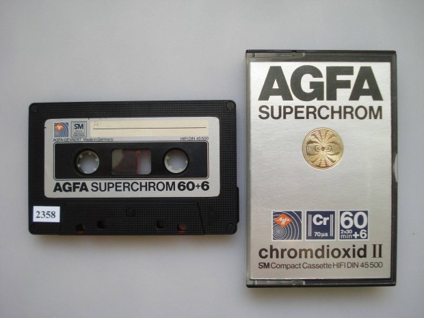 Agfa Superchrom 60+6 Type II CrO2 magn kazetta elad