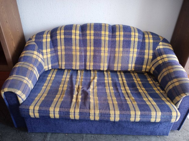 Ággyá alakítható kanapé