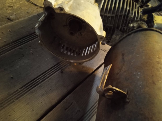 Agregtor motor stabil motor!4tem