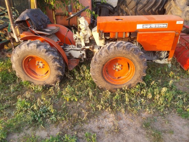 Agria 25LE,4x4-es kistraktor friss müszakival elado
