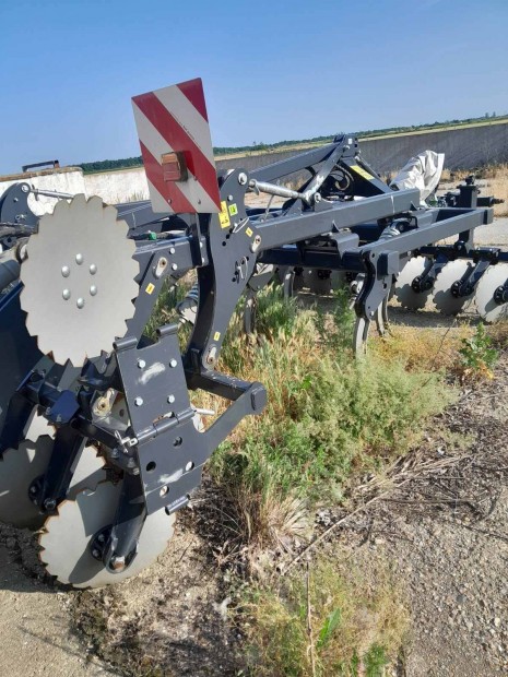 Agro-Tom APSP RS 3 m szántóföldi kultivátor eladó