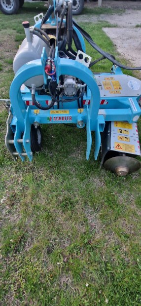 Agrofer tárcsás soraljművelő 2(szőlő gyümölcs) hydromotoros pálcás
