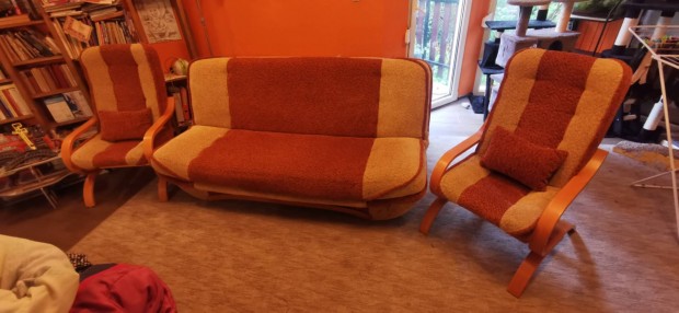 Ágyazható kanapé + két fotel