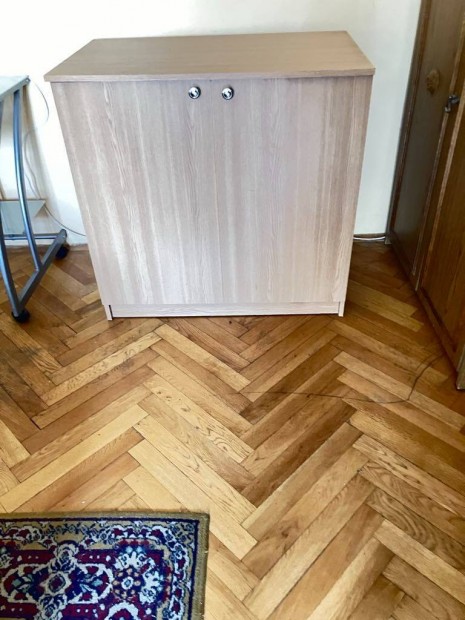 Ágynemű tartó szekrény eladó