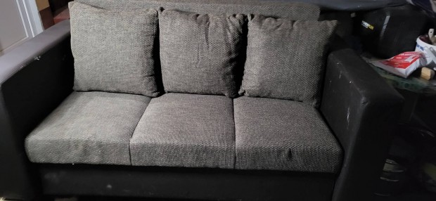 Ágyneműtartós kanapé 