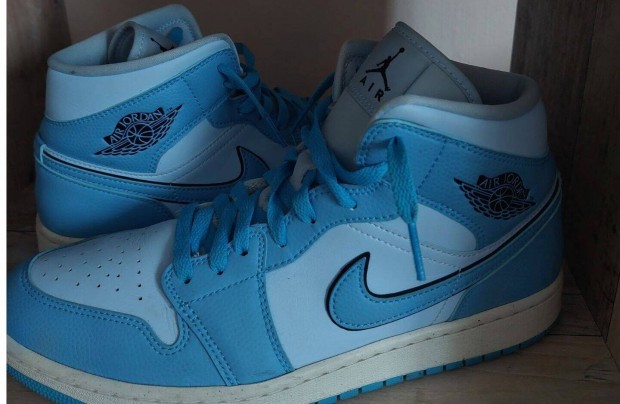 Air Jordan 1 Mid Ice Blue EU 44