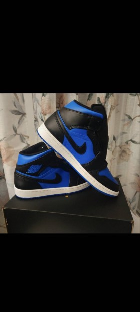 Air Jordan 1 mid blue