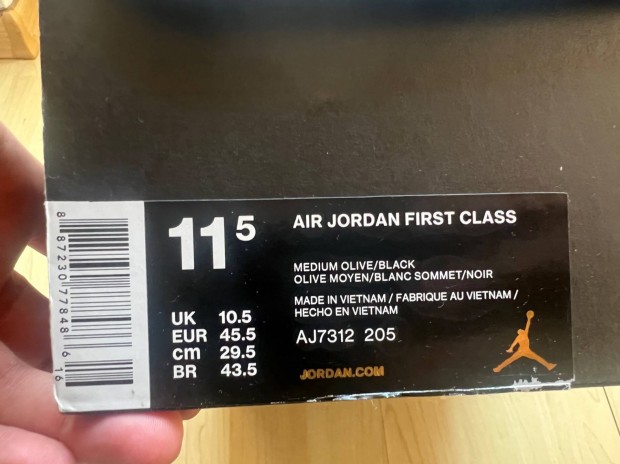 Air Jordan FIRST Class