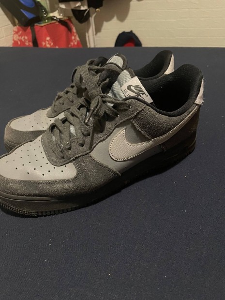 Air force 1 lv8