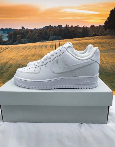 Air force 1 triple white -43