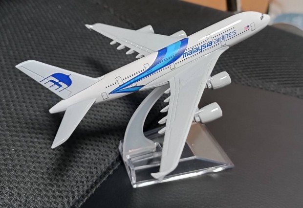Airbus A380 Malaysia Airlines replgp modell 