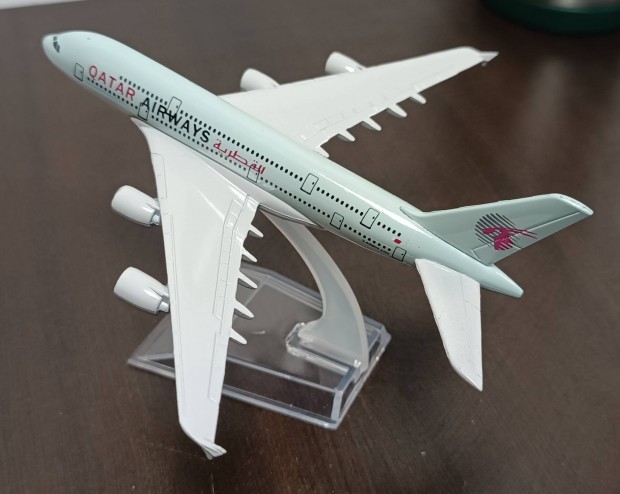Airbus A380 Qatar Airways replgp modell 