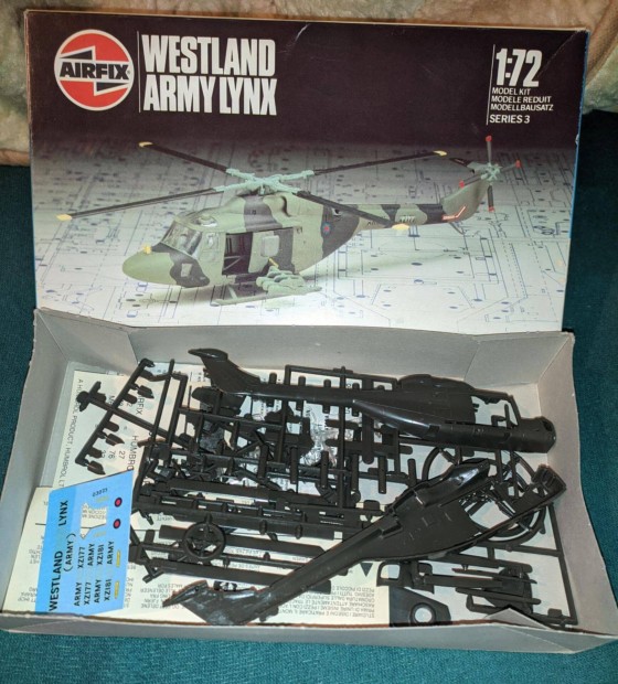 Airfix Westland Army Lynx makett