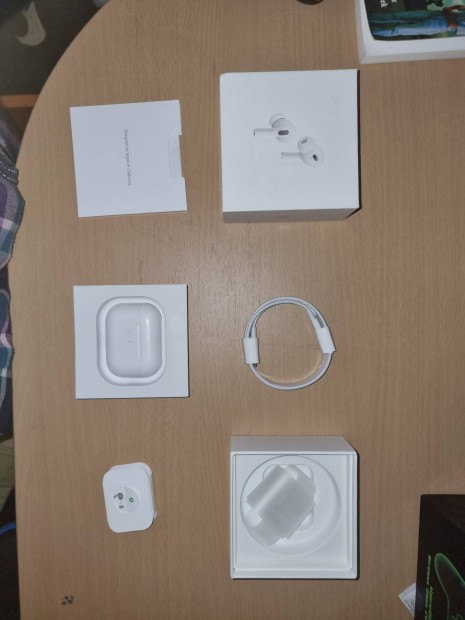 Airpods 2 Pro (Gen 2) elad