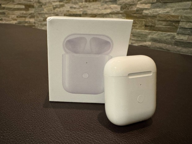 Airpods 2 USB-C és vezeték nélküli töltőtok eladó