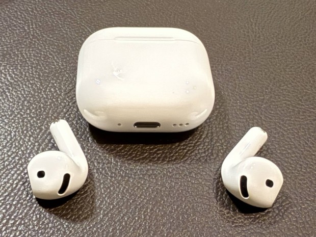 Airpods 4 ANC elad