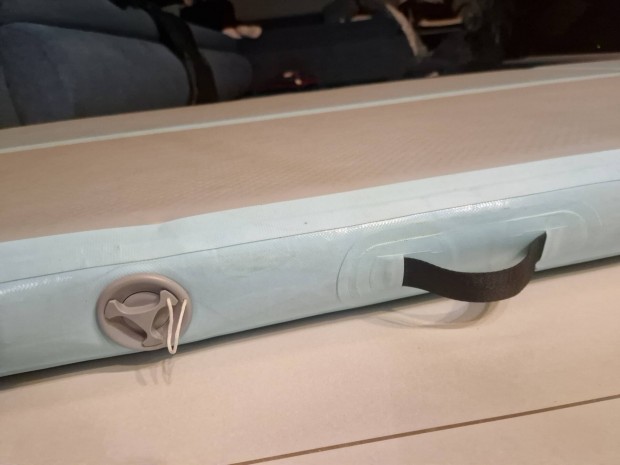 Airtrack felfújható torna szőnyeg 3 x 1 méter