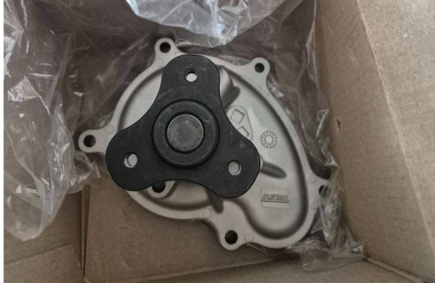 Aisin v�zpumpa