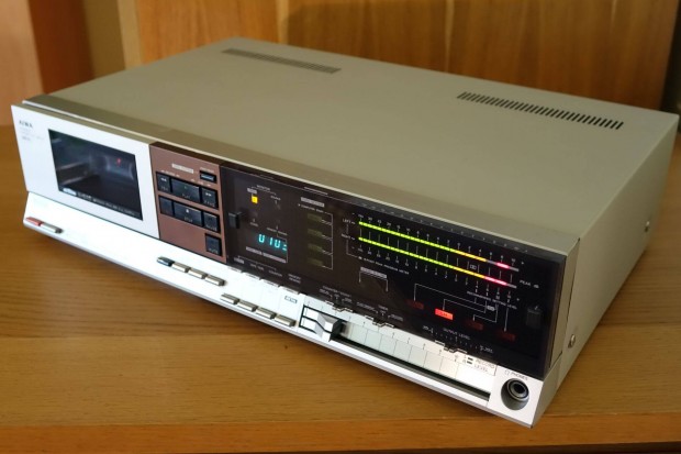 Aiwa 3800 deck