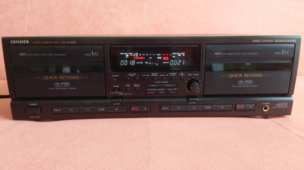 Aiwa Ad WX 929 k�tkazett�s magn� deck.