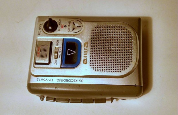 Aiwa TP-VS615 Walkman (kb.1994) hibásan működik, hiányos