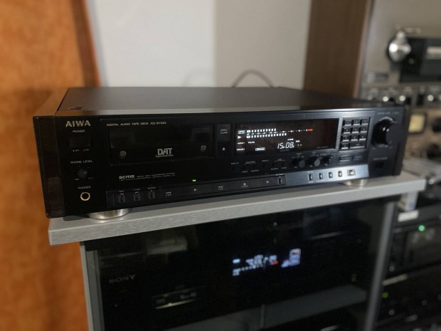 Aiwa XD S 1100 s Dat Magno Deck Fa Oldalas Szép jó állapotú