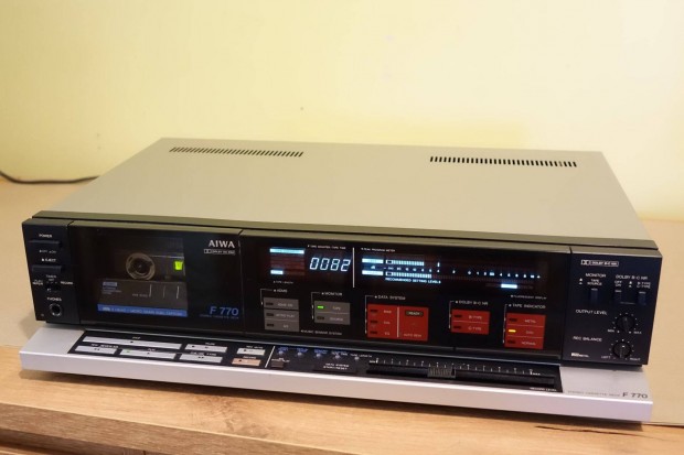 Aiwa ad f770 deck