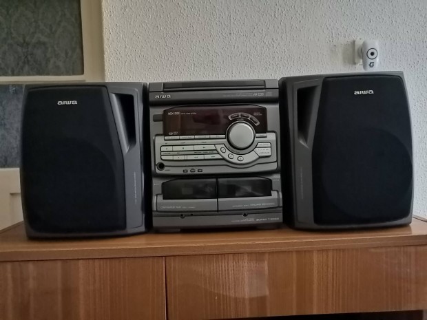 Aiwa hifi torony 