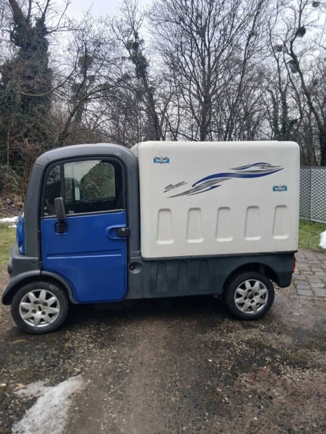 Aixam Mega dobozos mopedaut� elad�