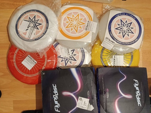 Ajándék Sport 175g professzionális frizbi / Gift Sport 175g frisbee