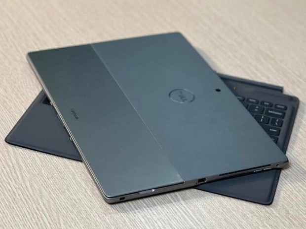 Ajndknak is: Dell Latitude 7320 2in1