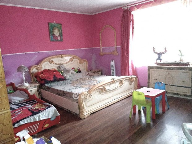 Ajkai elad� 65 nm-es h�z