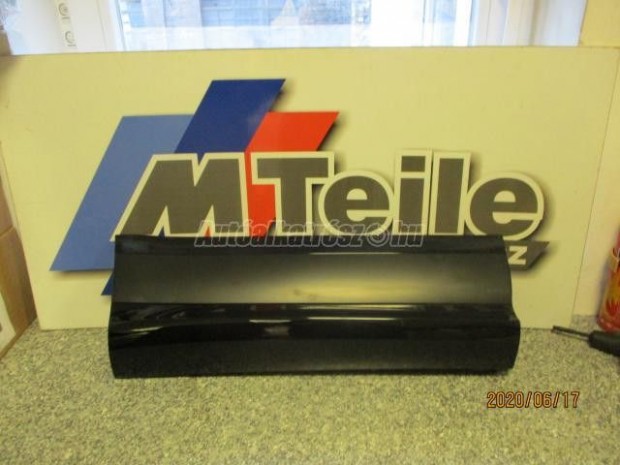 Ajt� d�szl�c - land rover range rover velar