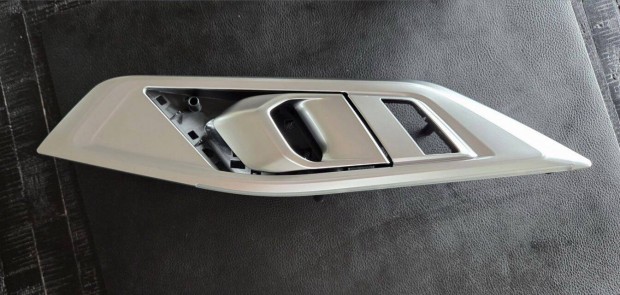 Ajt�nyit� bels� Bmw G22 G23 G26 51415A11Ad2 Eredeti �j Jobb