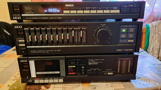 Akai 3 Rszes Hifi Erst/FM Rdi/Deck szp megkmlt llapotban