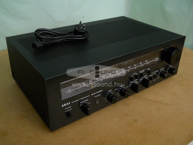 Akai AA-1150 ,280W,4-16 ohm,4 hangfalas rdis receiver gyjti