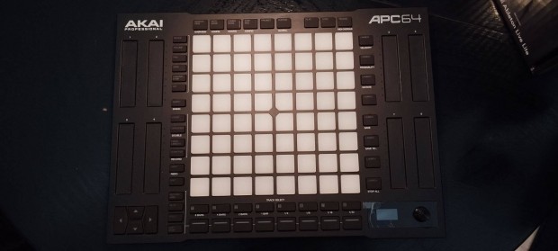 Akai APC 64 - Elad