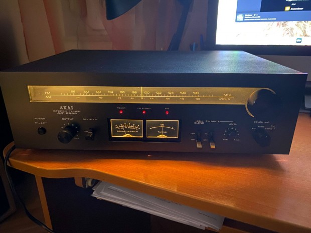 Akai AT-2600 rádió tuner