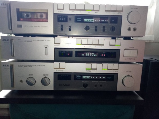 Akai AT-S210 digitlis tuner