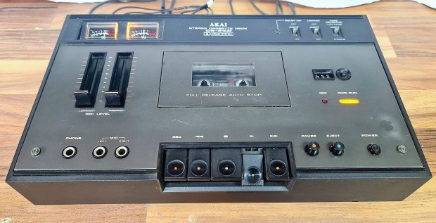 Akai CS-34-D fekvő retro deck eladó
